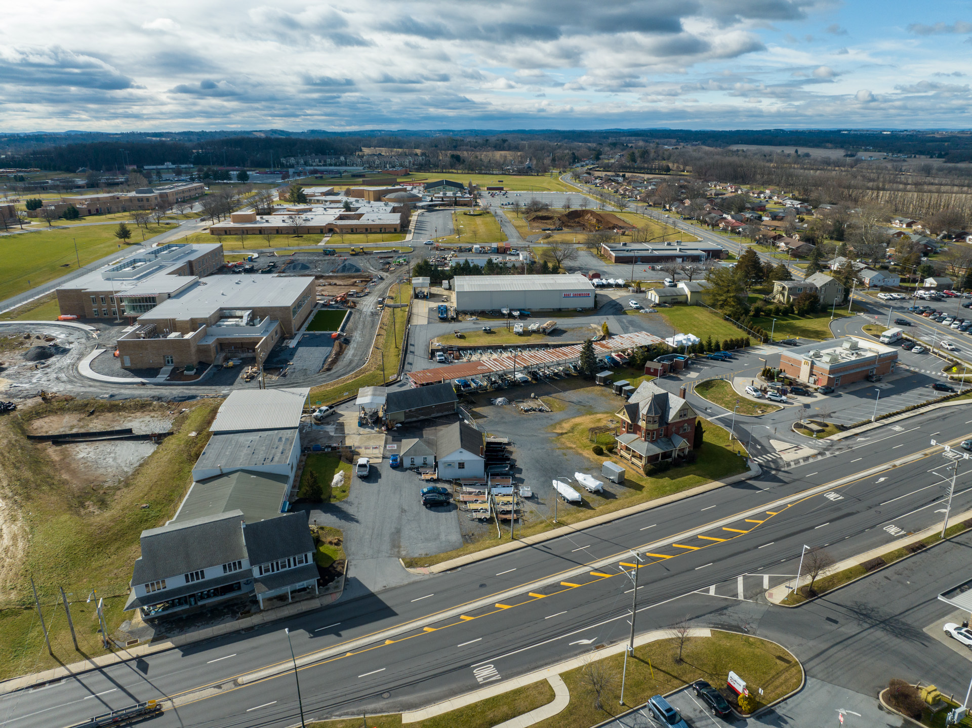 2946 MacArthur Rd, Whitehall, PA for sale Primary Photo- Image 1 of 12