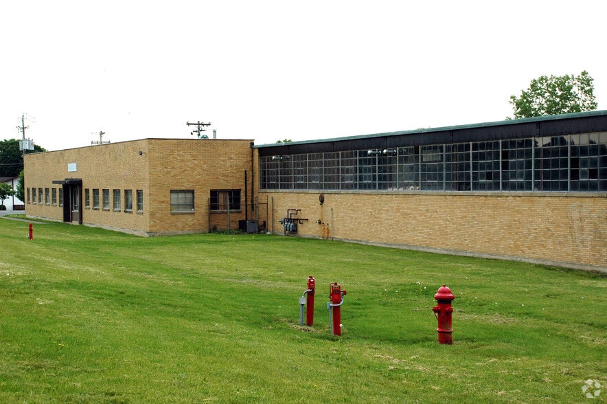 368-392 Highland Ave Ext, Middletown, NY for lease - Building Photo - Image 3 of 16