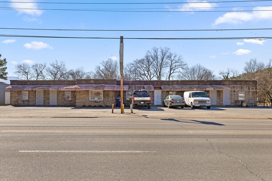 442 Cherokee Blvd, Chattanooga, TN for sale - Building Photo - Image 2 of 47