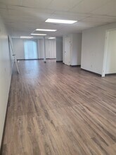 4889 Sinclair Rd, Columbus, OH for lease Building Photo- Image 2 of 5