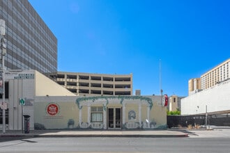320 S 3rd St, Las Vegas, NV for lease Building Photo- Image 1 of 4
