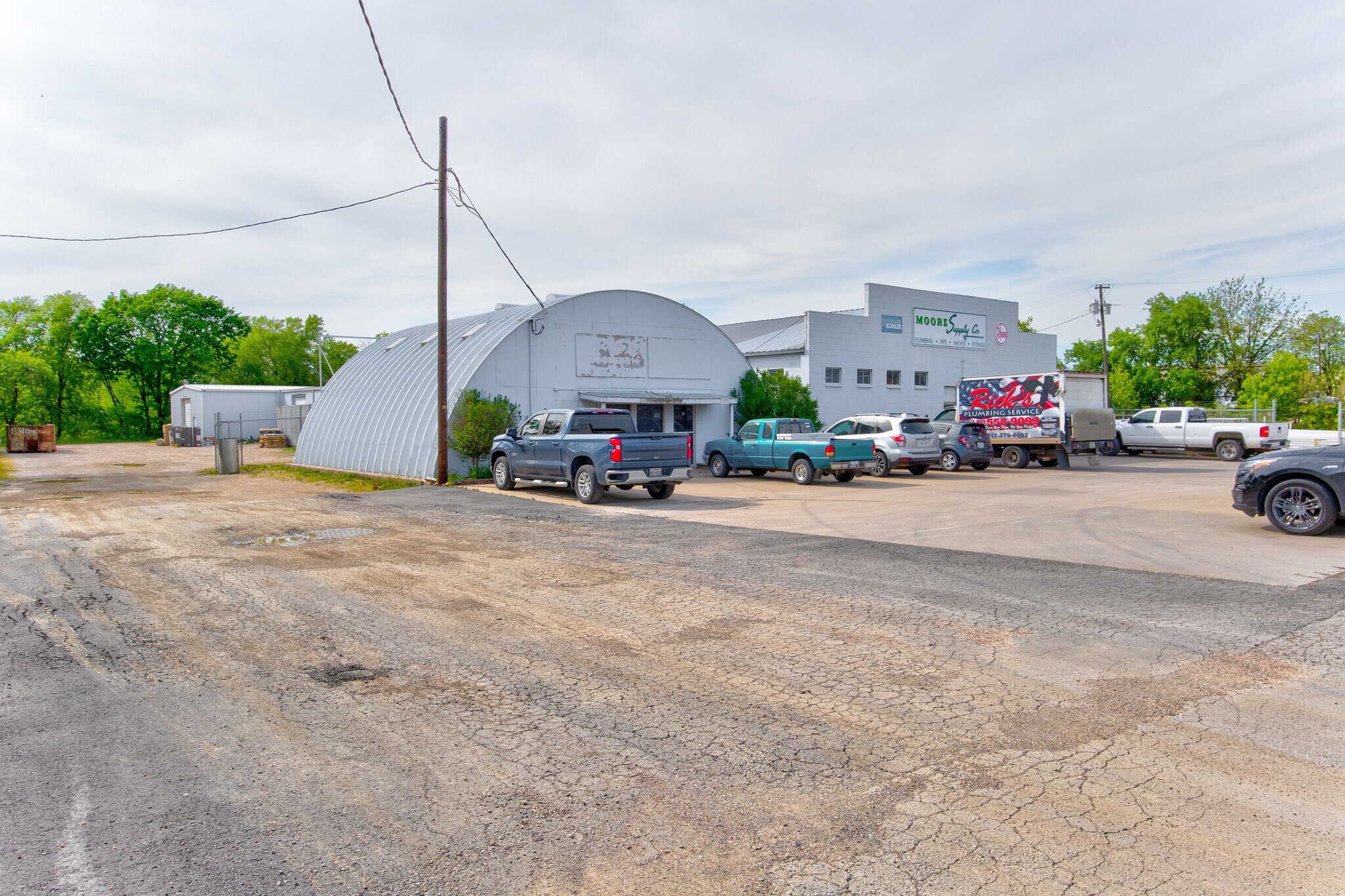 1803 N Main St, Cleburne, TX for sale Primary Photo- Image 1 of 1