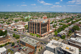 600 Rue Jean-Talon E, Montréal, QC - aerial  map view - Image1