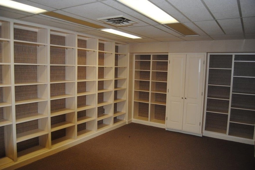 82 Main St, Warrenton, VA for lease - Building Photo - Image 3 of 11
