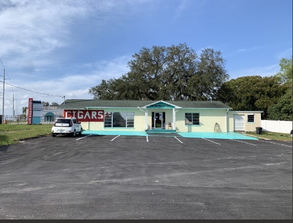 2826 Sunrise Rd, Lady Lake, FL for lease - Building Photo - Image 1 of 9