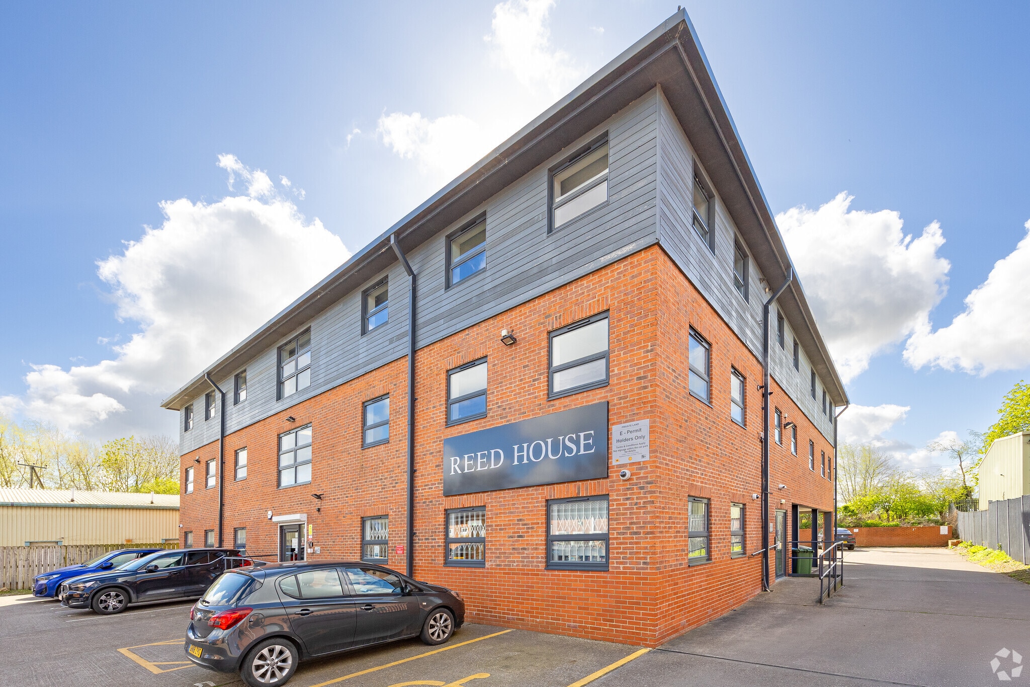 Annie Reed Rd, Beverley for lease Primary Photo- Image 1 of 4