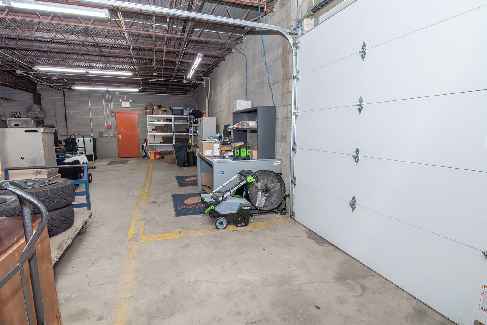 245 Grandview Ave, Bellevue, KY for sale Interior Photo- Image 1 of 27