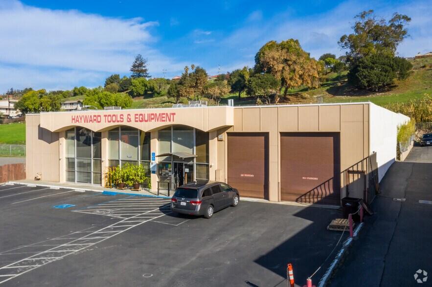 21732 Foothill Blvd, Hayward, CA for lease - Primary Photo - Image 2 of 5
