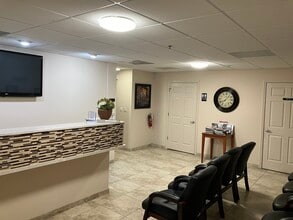 2010-2014 S Orange Ave, Orlando, FL for lease Interior Photo- Image 2 of 5