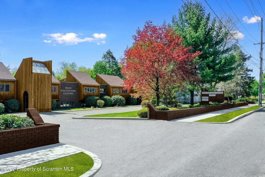 200 Main St, Blakely, PA for lease - Building Photo - Image 1 of 8