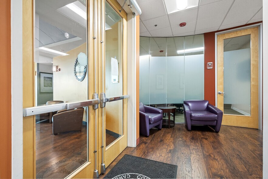 4041 Lone Tree Way, Antioch, CA for sale - Interior Photo - Image 3 of 29