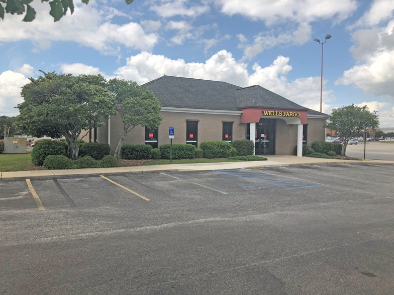 550 Bel Air Blvd, Mobile, AL for lease - Primary Photo - Image 1 of 5