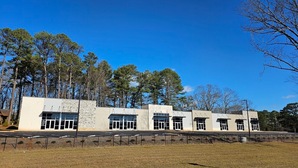 2193 Panola Rd, Lithonia, GA for lease - Building Photo - Image 1 of 10