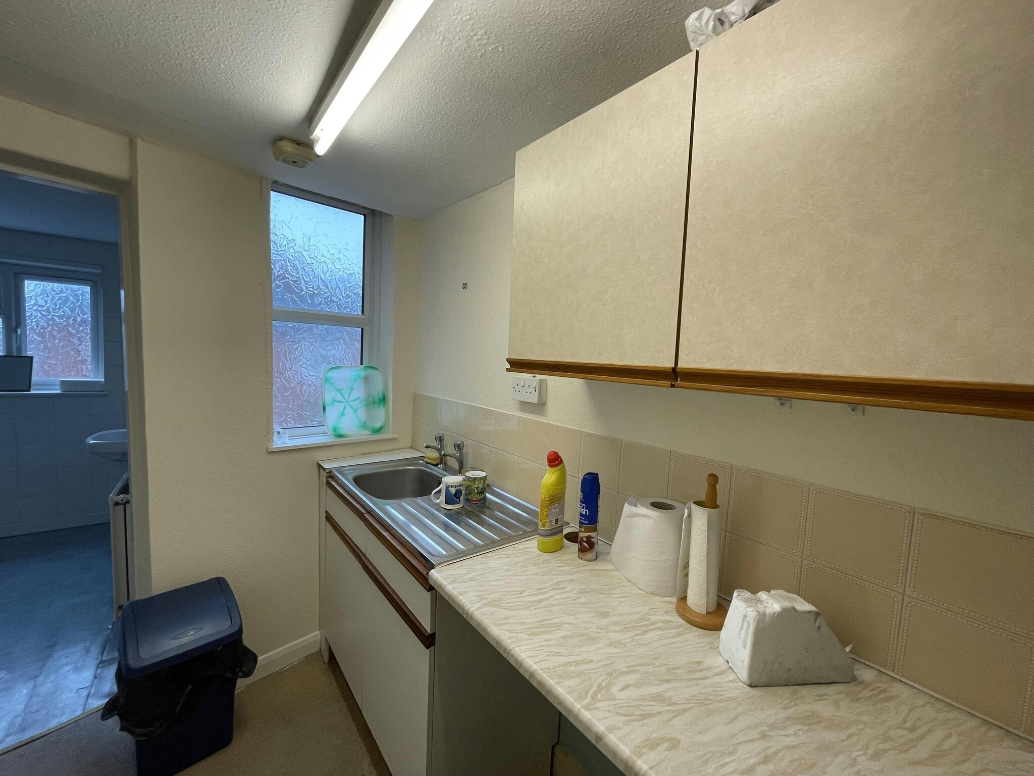 487 Hartshill Rd, Stoke On Trent for lease Interior Photo- Image 1 of 7