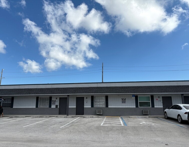 4861-4875 NE 12th Ave, Fort Lauderdale, FL for lease - Building Photo - Image 1 of 15