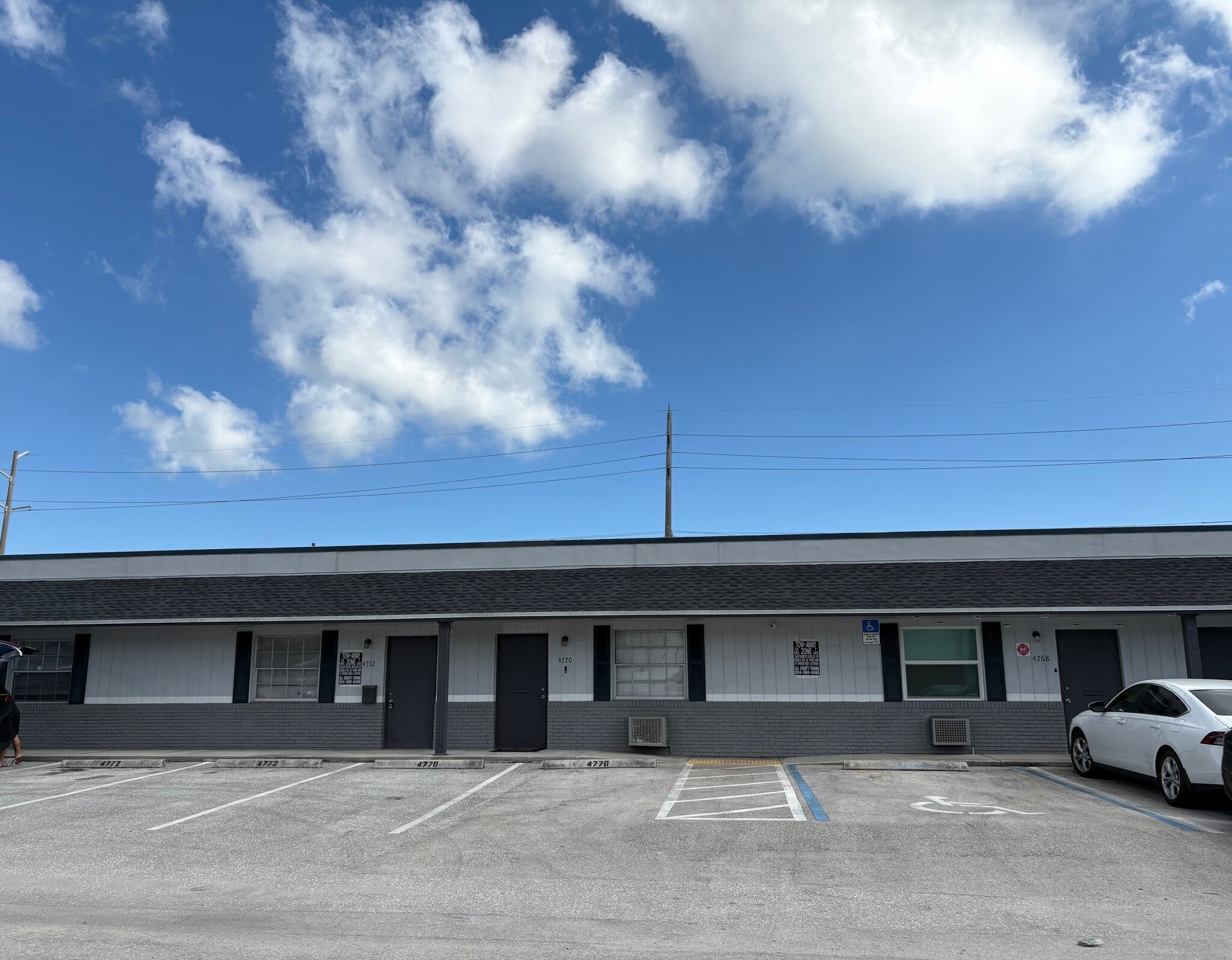 4861-4875 NE 12th Ave, Fort Lauderdale, FL for lease Building Photo- Image 1 of 16