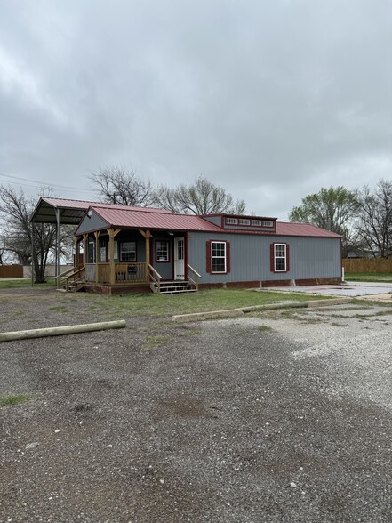 413 Beck St, Wayne, OK for sale - Building Photo - Image 1 of 38