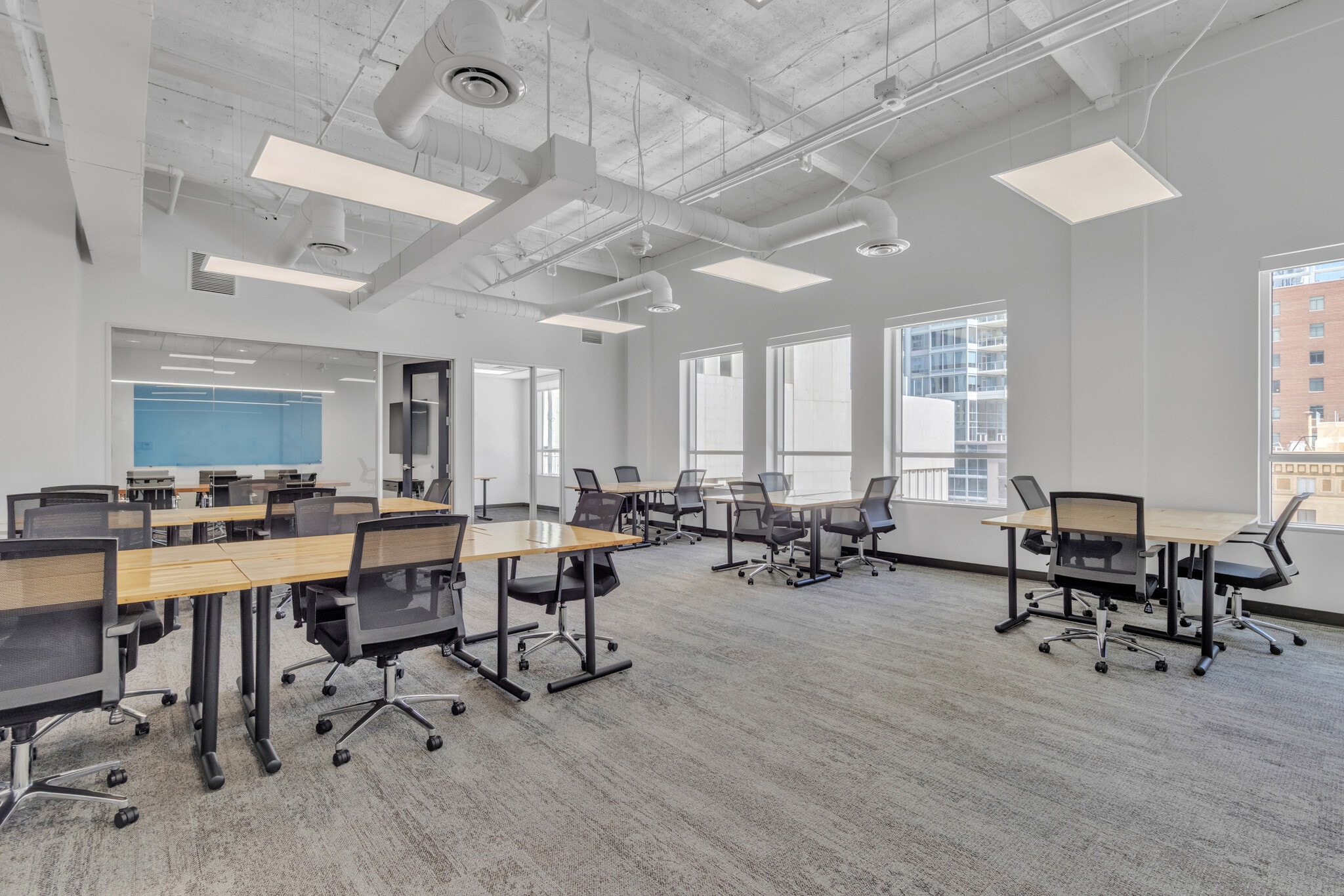 112 N Central Ave, Phoenix, AZ for lease Interior Photo- Image 1 of 8