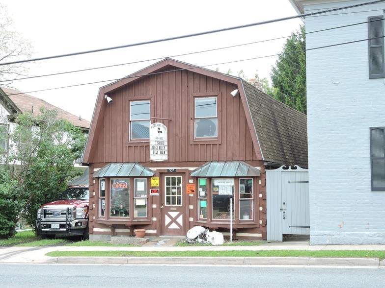 107 W Main St, Monterey, VA for sale - Primary Photo - Image 1 of 1