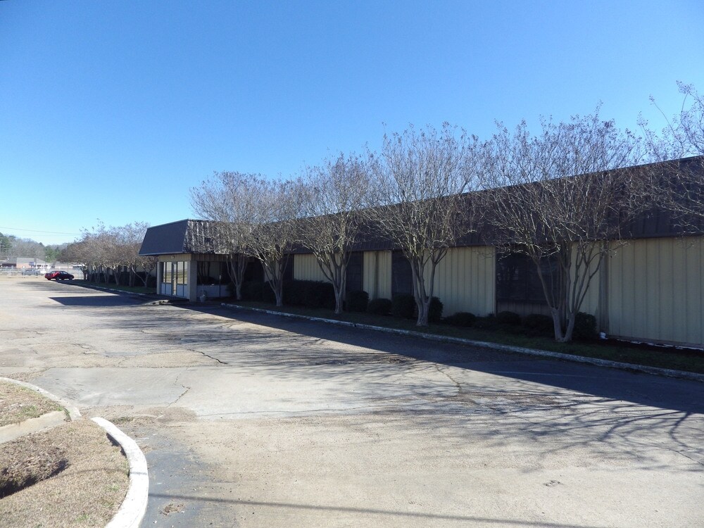 2400 Highway 45 N, Columbus, MS for sale Building Photo- Image 1 of 1