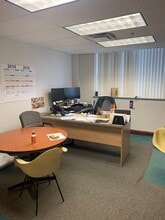 1361 E 55th St, Cleveland, OH for sale Interior Photo- Image 2 of 8