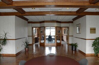 235 Alpha Dr, Pittsburgh, PA for sale Interior Photo- Image 2 of 3