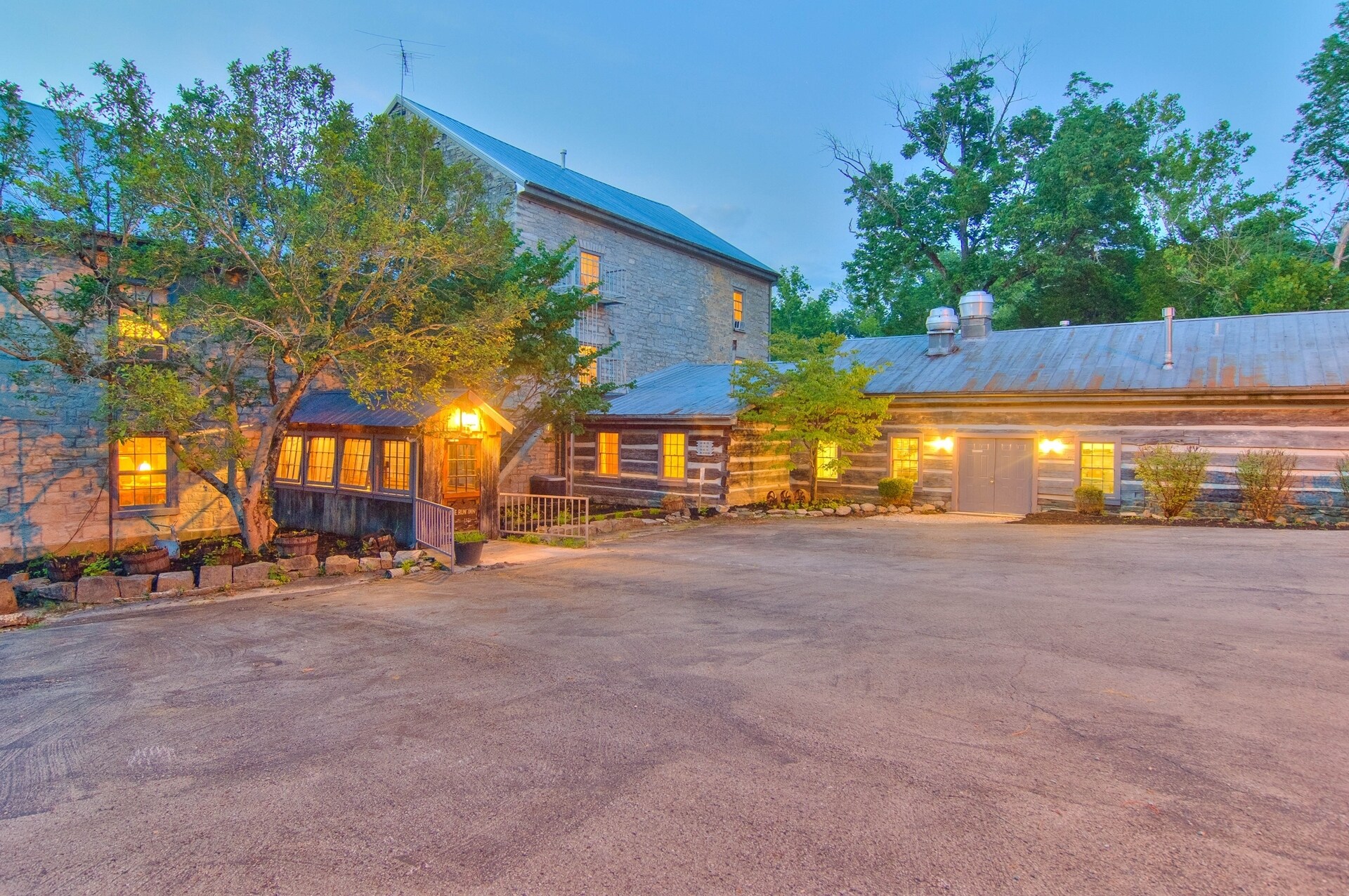 500 Doe Run Rd, Brandenburg, KY for sale Primary Photo- Image 1 of 1