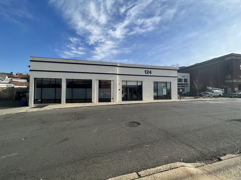 124 Palmer Ave, Mamaroneck, NY for lease - Building Photo - Image 3 of 13