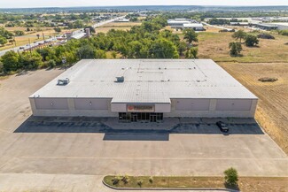 More details for 109 Garrett Morris Pky, Mineral Wells, TX - Industrial for Sale