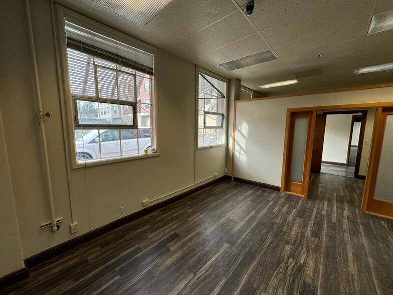 1543 Pacific Ave, Santa Cruz, CA for lease - Interior Photo - Image 3 of 16