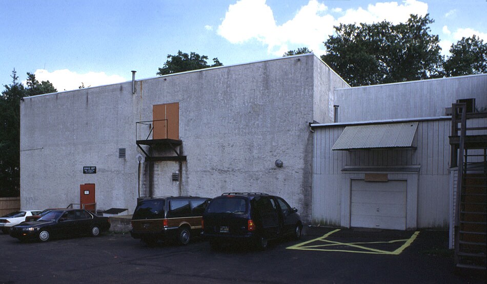 490 Easton Rd, Horsham Township, PA for sale - Building Photo - Image 3 of 4