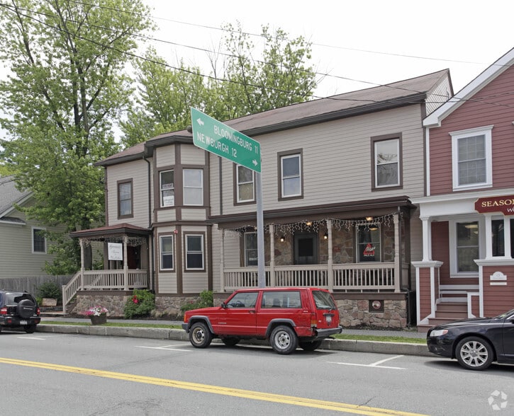 9 Union St, Montgomery, NY 12549