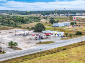 +/- 3,400 SF Convenience Store/Truck Stop - Truck Stop