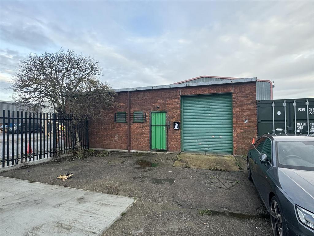 New Rd, Sheerness for lease Building Photo- Image 1 of 7
