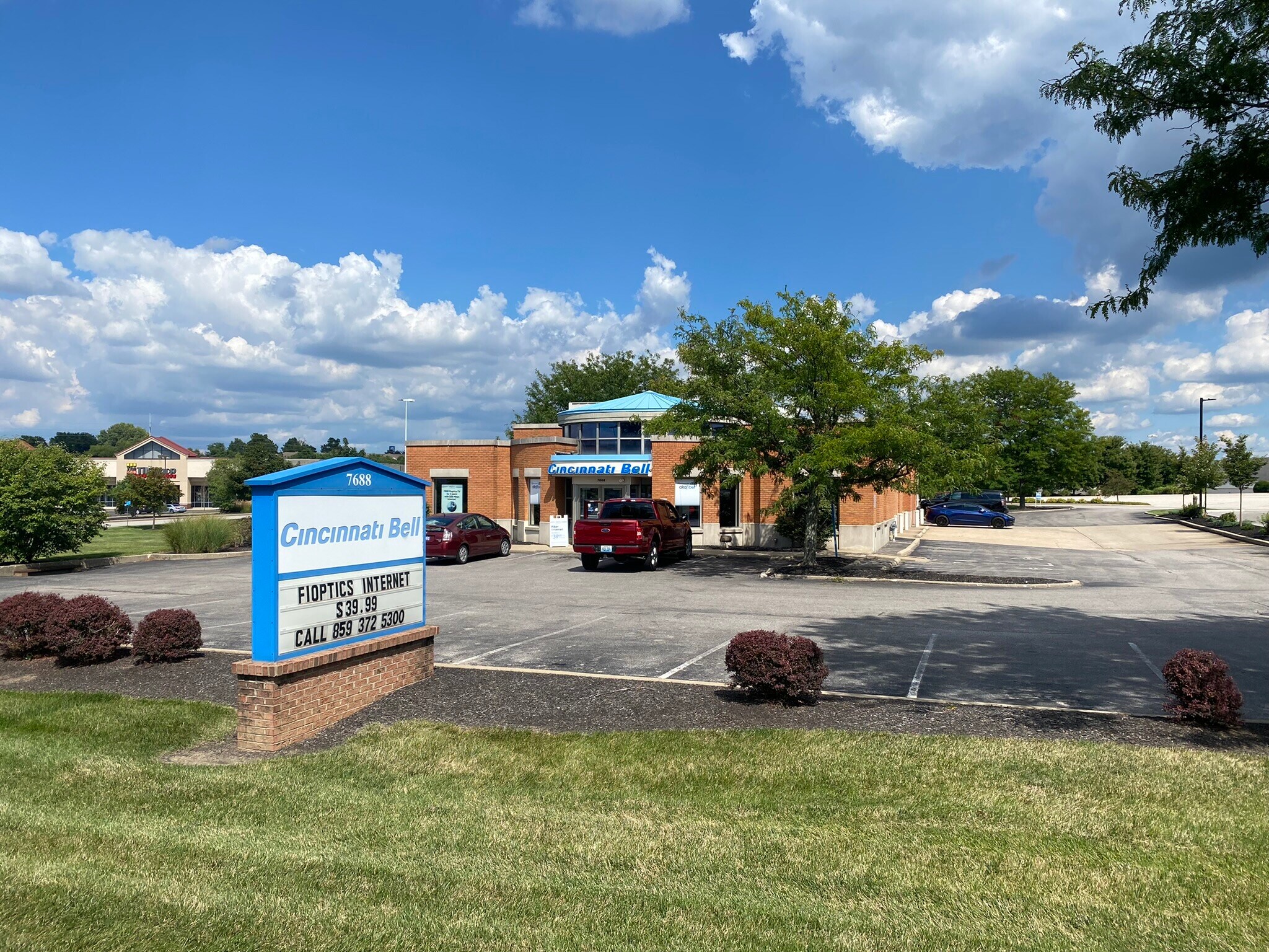 7688 Mall Rd, Florence, KY 41042 Retail for Sale