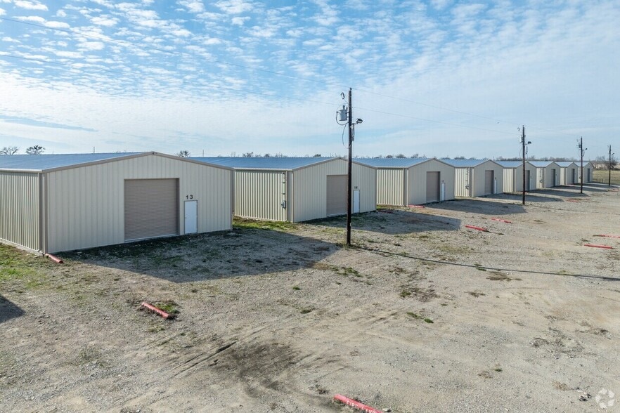 9668 CR 147, Kaufman, TX for lease - Building Photo - Image 3 of 7