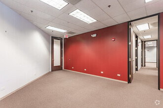 750 W Lake Cook Rd, Buffalo Grove, IL for lease Interior Photo- Image 2 of 6