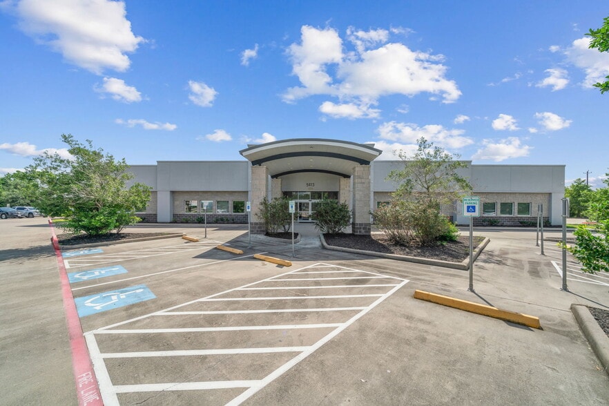 5413 Crenshaw Rd, Pasadena, TX for lease - Building Photo - Image 2 of 7