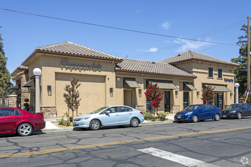 217 N School St, Lodi, CA for lease - Building Photo - Image 2 of 4