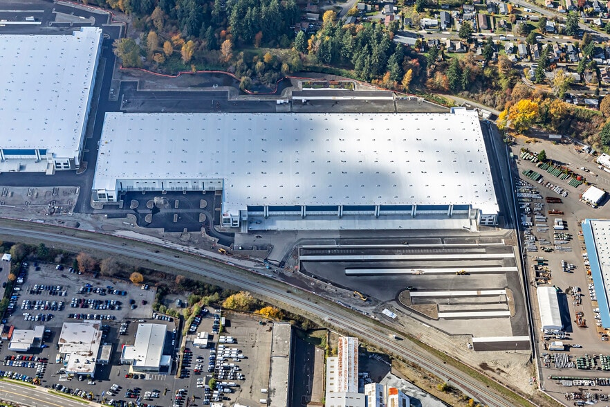 5802 S Burlington Way, Tacoma, WA for lease - Building Photo - Image 2 of 5