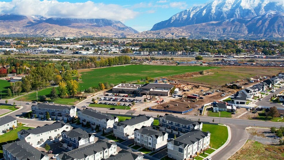 12 Unit Multi Family - Fully Leased portfolio of 2 properties for sale on LoopNet.com - Commercial Listing Video - Image 2 of 8