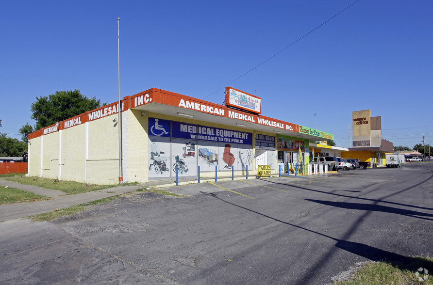 3303-3319 West Ave, San Antonio, TX for lease - Primary Photo - Image 1 of 4