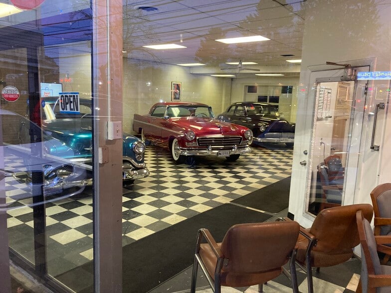 2126 Boston Ave, Bridgeport, CT for lease - Building Photo - Image 2 of 13