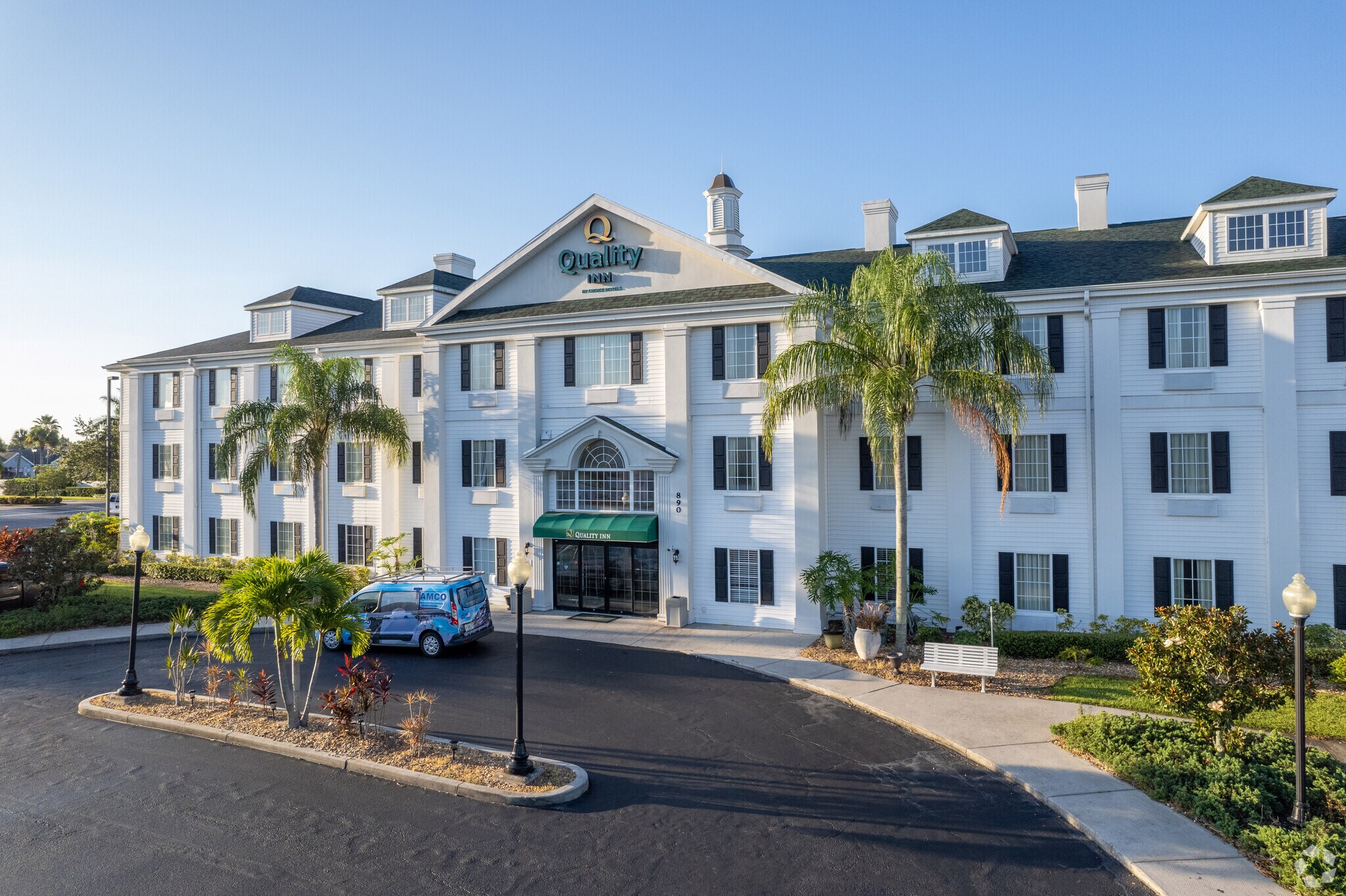 890 Palm Bay Drive NE, Palm Bay, FL for sale Primary Photo- Image 1 of 1