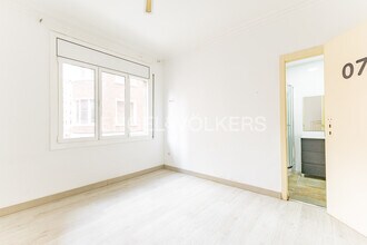 Retail in Barcelona, Barcelona for lease Interior Photo- Image 1 of 20