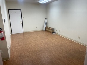 502-520 E Yosemite Ave, Manteca, CA for lease Interior Photo- Image 2 of 2