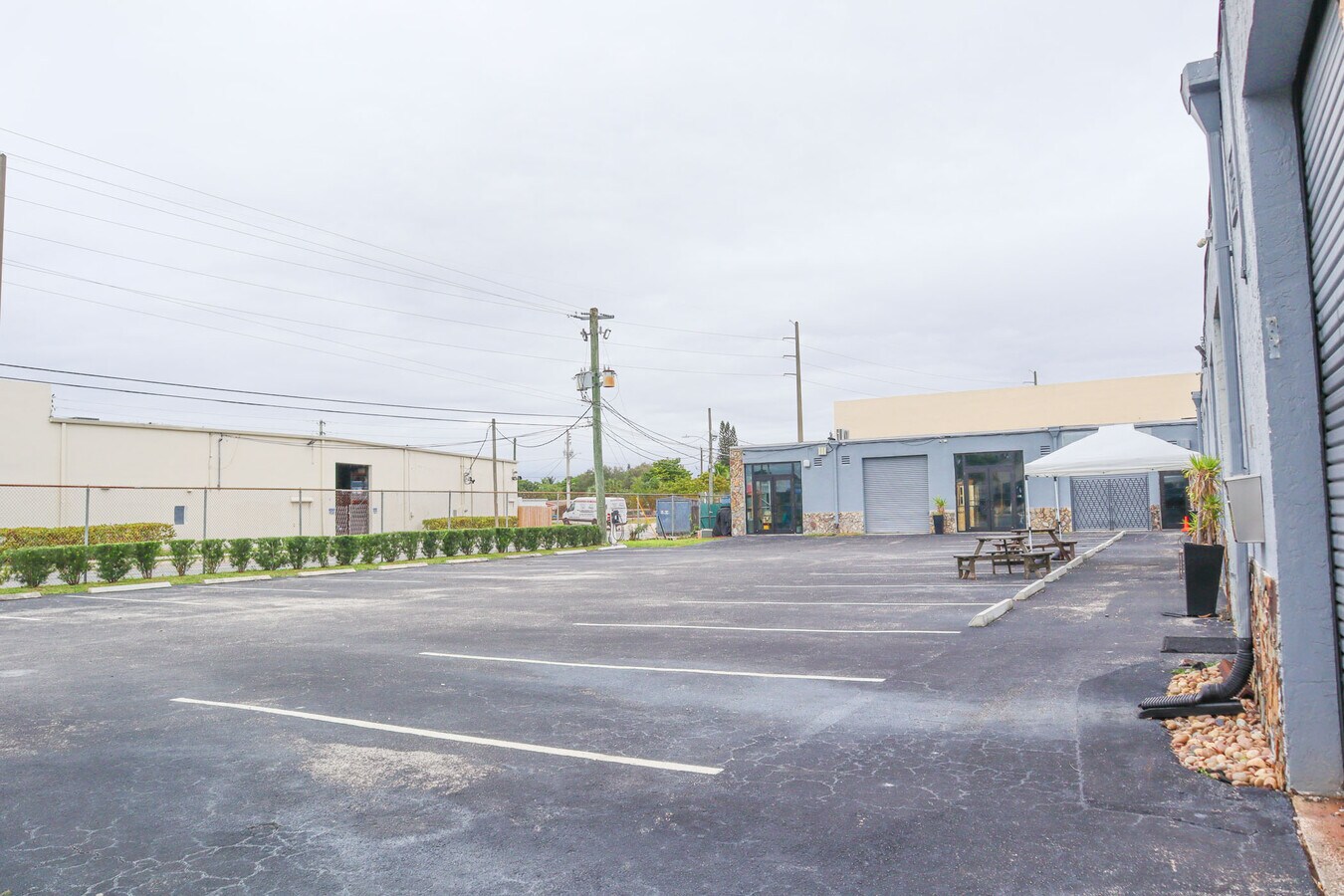 110 NW 1st St, Dania Beach, FL 33004 Retail for Lease