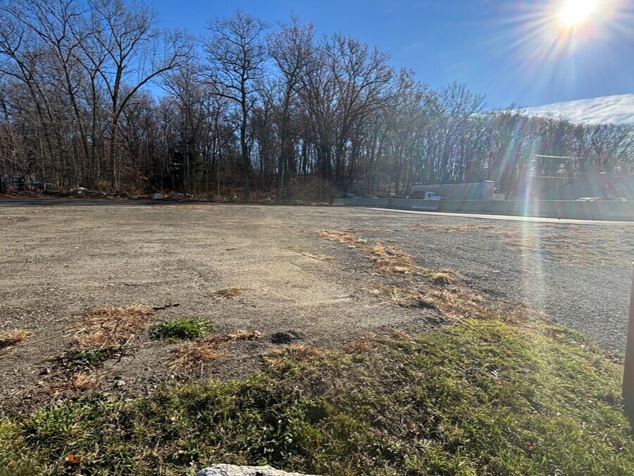 1081 Millbury St, Worcester, MA for sale Primary Photo- Image 1 of 1