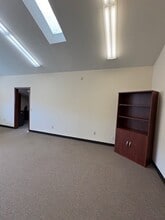 24461 Welches Rd, Welches, OR for lease Building Photo- Image 1 of 6