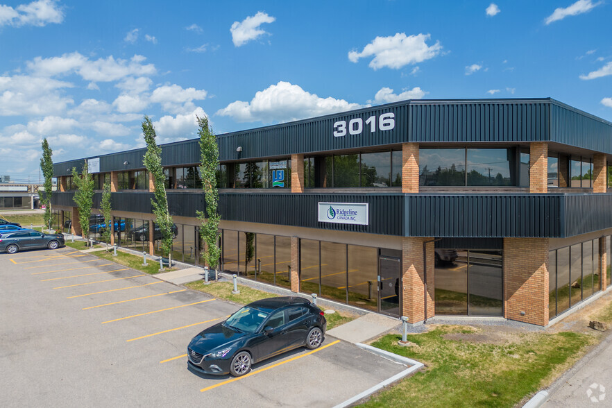 3016 19th St NE, Calgary, AB for lease - Building Photo - Image 1 of 8